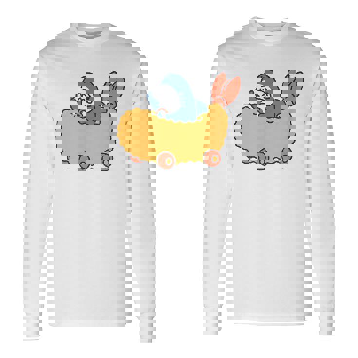 エビフライのくるまを運転するサメ 長袖Tシャツ