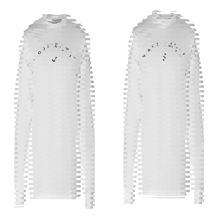 モビリス・イン・モビリ-ノーチラスモットー 長袖Tシャツ ギフトのアイデア