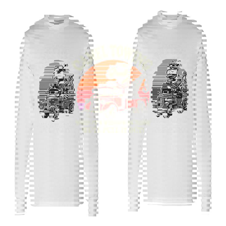 ラクダ牽引、しっかりと固定されている場合は引き出します。 長袖tシャツ 長袖Tシャツ ギフトのアイデア