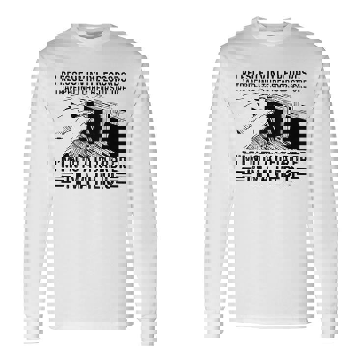 レコード屋に閉じ込められたビニールレコードを救出する 長袖Tシャツ ギフトのアイデア