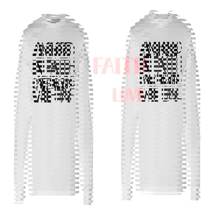 愛にあふれた信仰に定着するキリスト教バレンタイン。 長袖Tシャツ