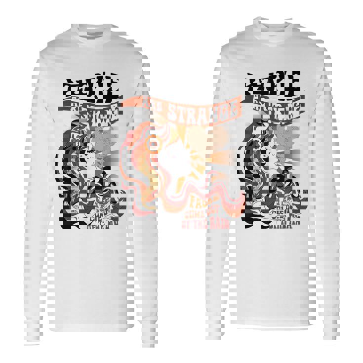 雨から顔が出てきて変な人が多いアパレル 長袖Tシャツ