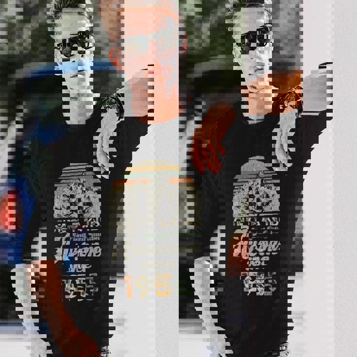 1955年の誕生以来、70年の歴史を誇る山々 長袖Tシャツ 彼への贈り物