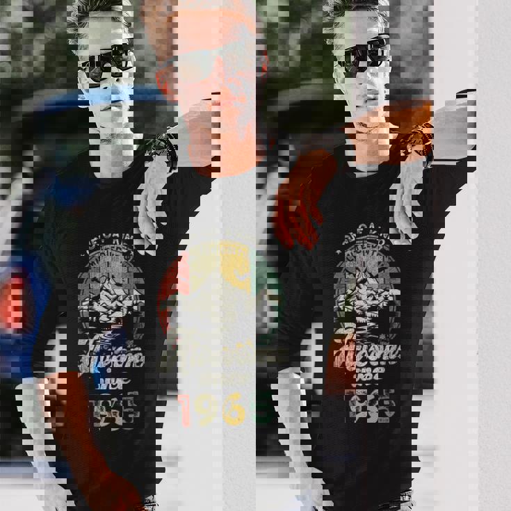 60歳の誕生日 1965年創業のレトロな山々 長袖Tシャツ 彼への贈り物