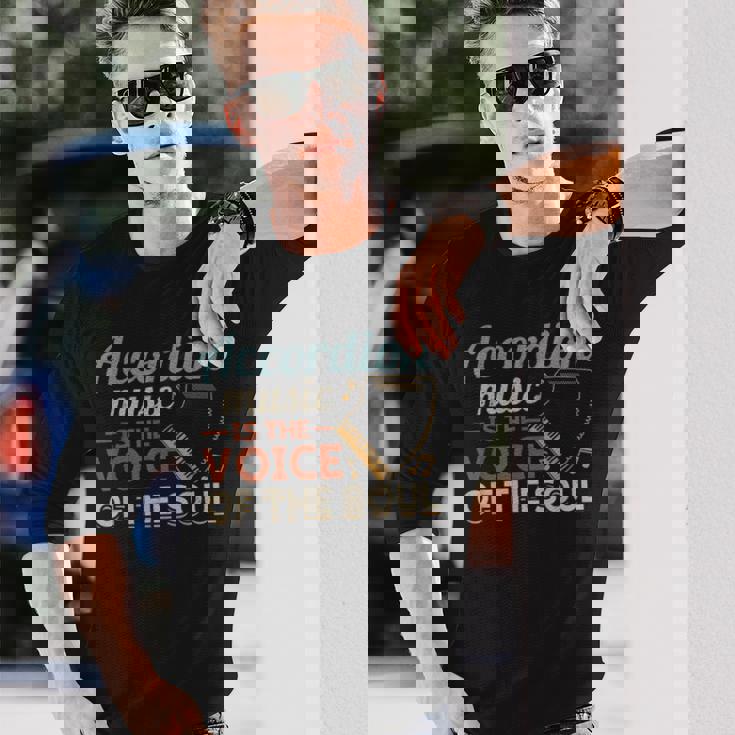 Accordion Music Is Theoice Of Theoul アコーディオン 長袖Tシャツ 彼への贈り物