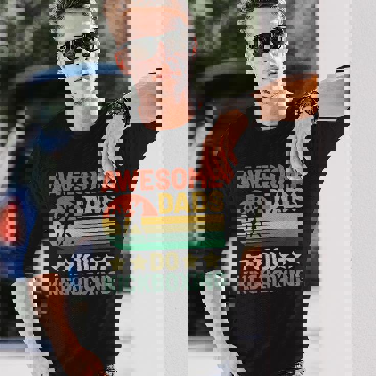 Awesome Dads Do キックボクシング キックボックス キックボクサー 長袖Tシャツ 彼への贈り物