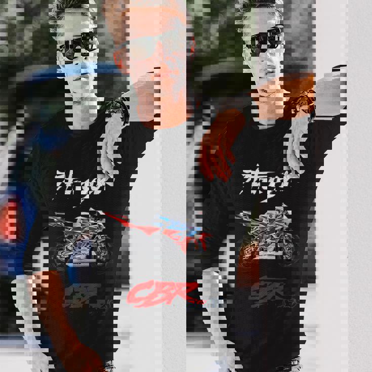 Cbr、オートバイ、オートバイ、ロードレース、バイカー、スポーツバイク、Pc40。 長袖Tシャツ 彼への贈り物