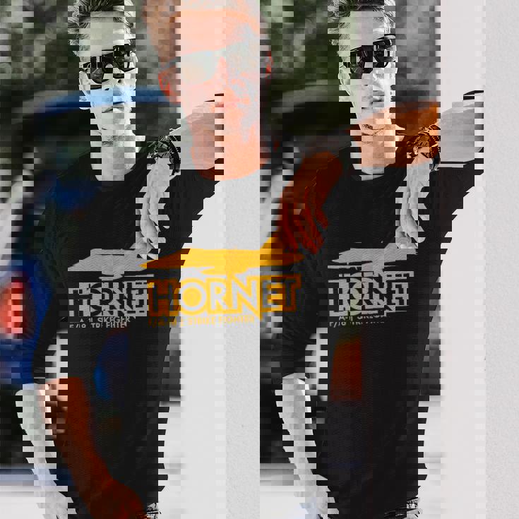 FA-18 ホーネット 長袖Tシャツ 彼への贈り物