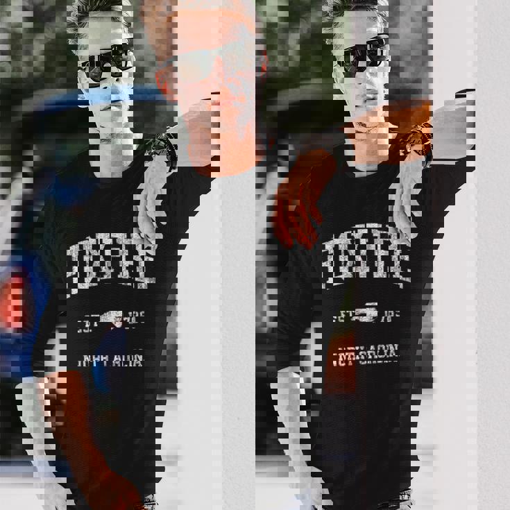 Foxfire ノースカロライナ Nc ビンテージ アスレチック スポーツデザイン 長袖Tシャツ 彼への贈り物