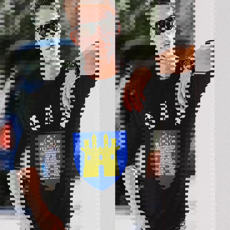 Gap Coat Of Arms 旗 フットボール 長袖Tシャツ 彼への贈り物