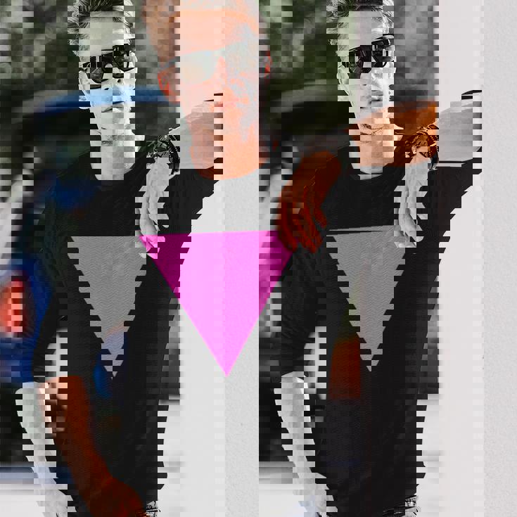 Gay Pride Upside Down Pink Triangle 長袖Tシャツ 彼への贈り物