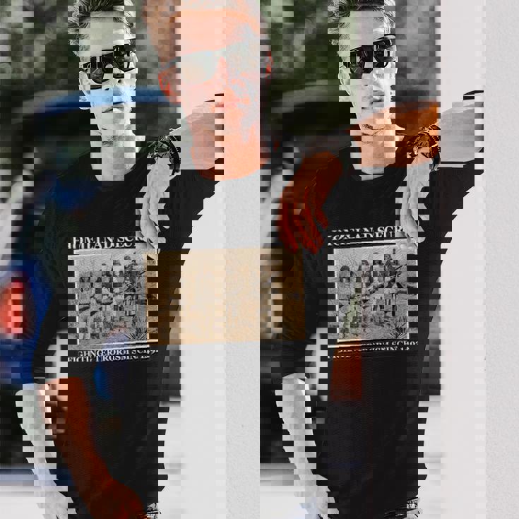 Homelandecurity Fighting Terrorismince 1492 長袖Tシャツ 彼への贈り物