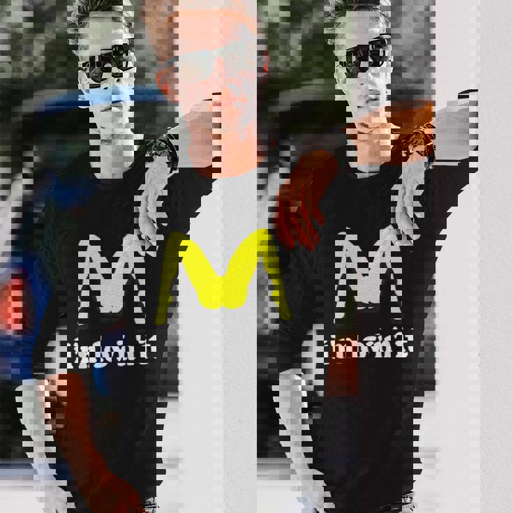 I'm Lovin' It ユーモラスな攻撃的なイヌエンド 長袖Tシャツ 彼への贈り物