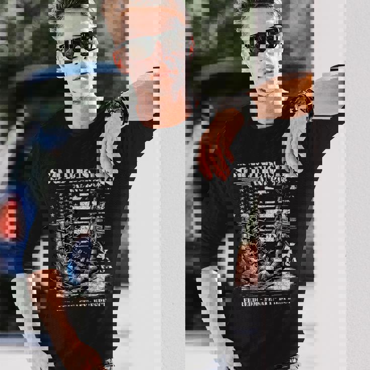 Jdヴァンス軍事選挙2028年アメリカ国旗支持のための兵士 長袖Tシャツ 彼への贈り物