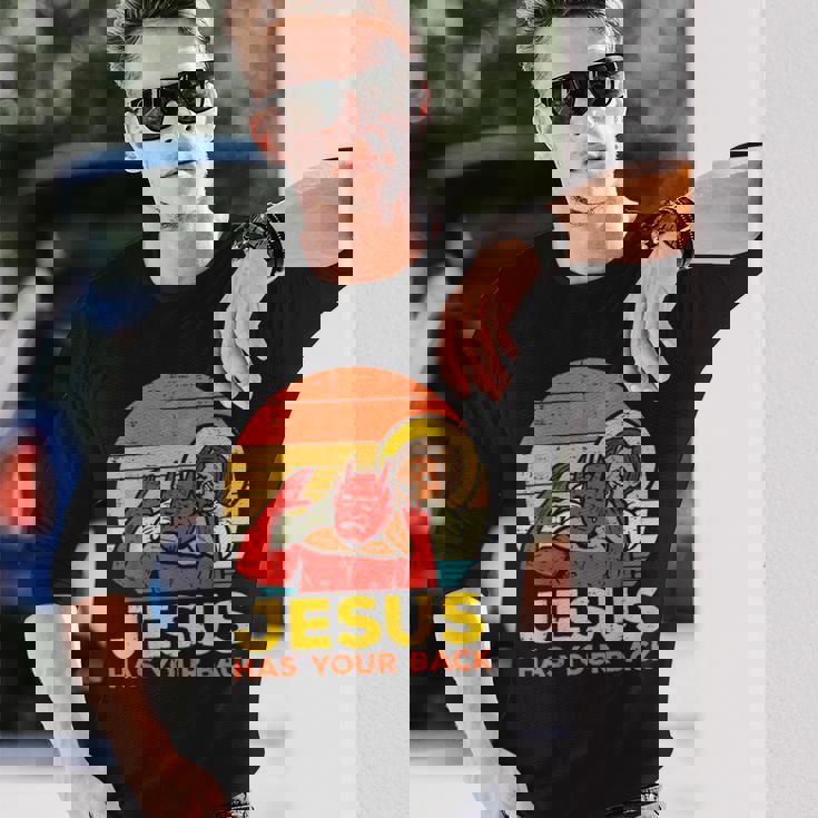 Jesus Has Your Back 柔術 レトロ クリスチャン 長袖Tシャツ 彼への贈り物