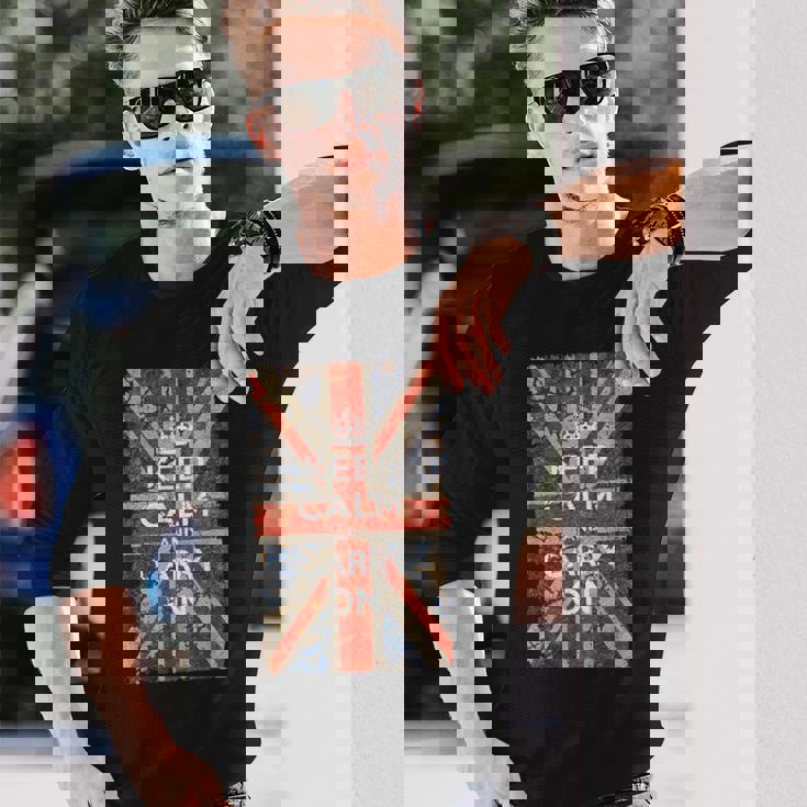 Keep Calm And Carry On Uk Flag 長袖Tシャツ 彼への贈り物