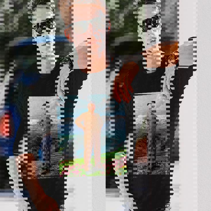 Kim Jong Il Kim Jong Un Humour North Korea 長袖Tシャツ 彼への贈り物