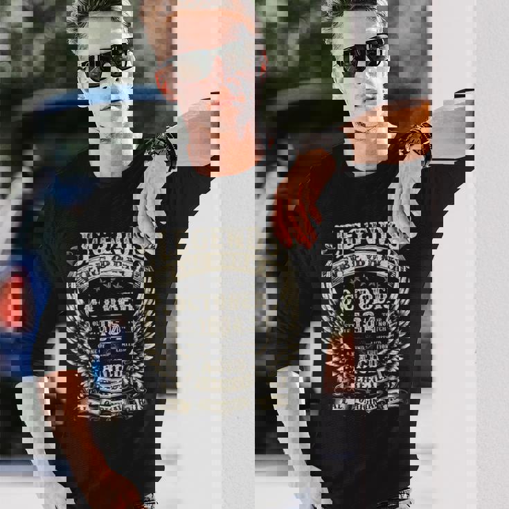 Legend Were Born In 1964 60歳の誕生日プレゼント 男性用 10月 長袖Tシャツ 彼への贈り物