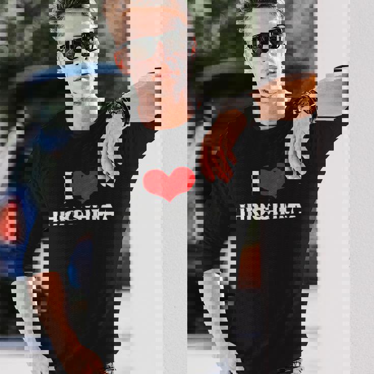 I Love Hiroshima 愛 ハート 広島 広島県 日本 お土産 かわいい おしゃれ 長袖Tシャツ 彼への贈り物