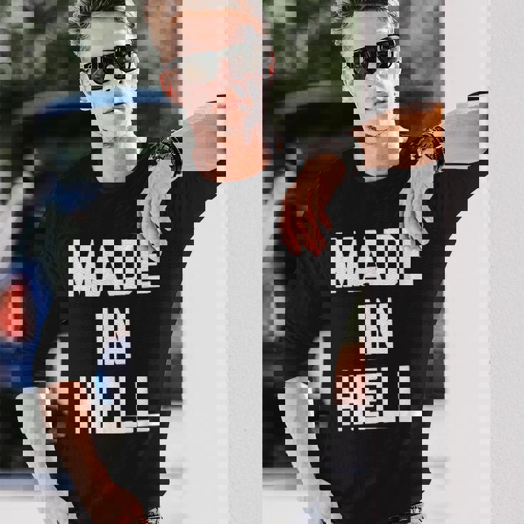 Made In Hell 面白いことわざ皮肉なノベルティ クール 長袖Tシャツ 彼への贈り物