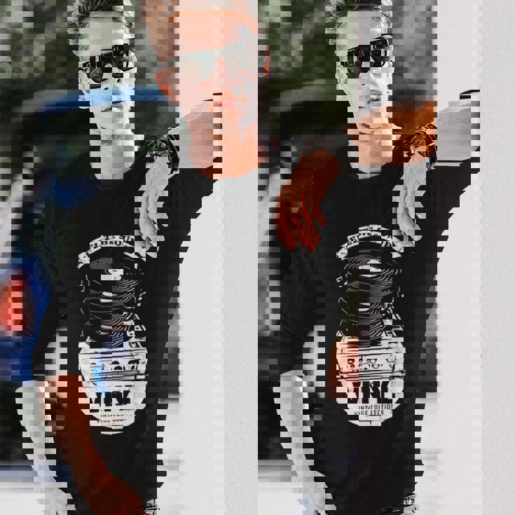 Music Is My Universe レトロなビニールレコードでサウンドを感じる 長袖Tシャツ 彼への贈り物