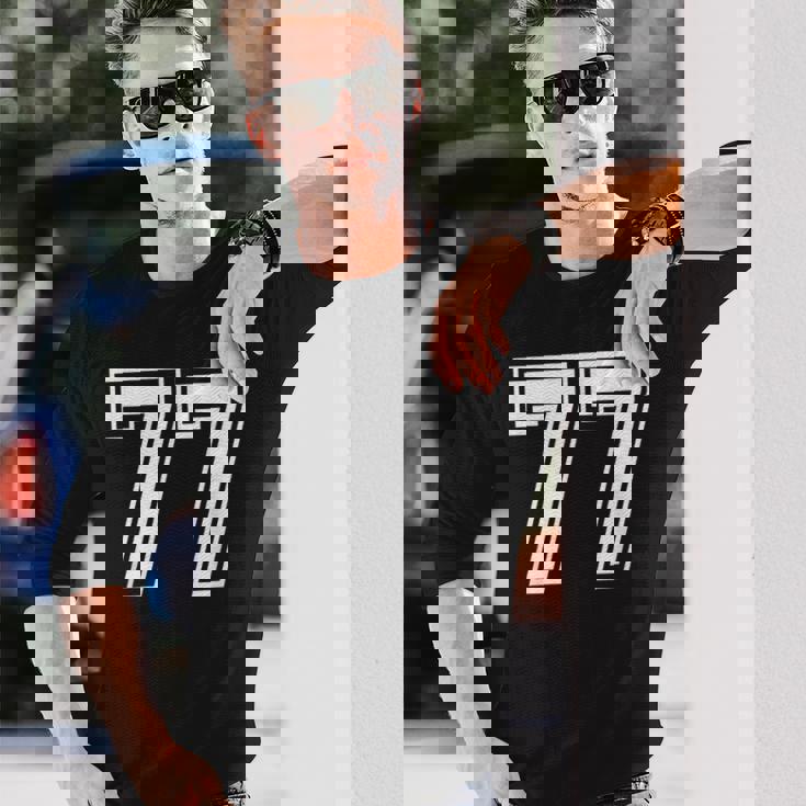Number 77 Birthday 77Thports Player チーム番号入りジャージ 長袖Tシャツ 彼への贈り物