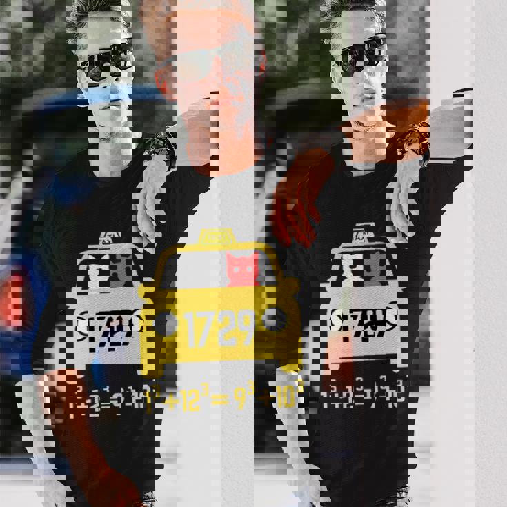 Penredpen タクシーキャット、ラマヌジャンタクシータクシー番号 1729 長袖Tシャツ 彼への贈り物