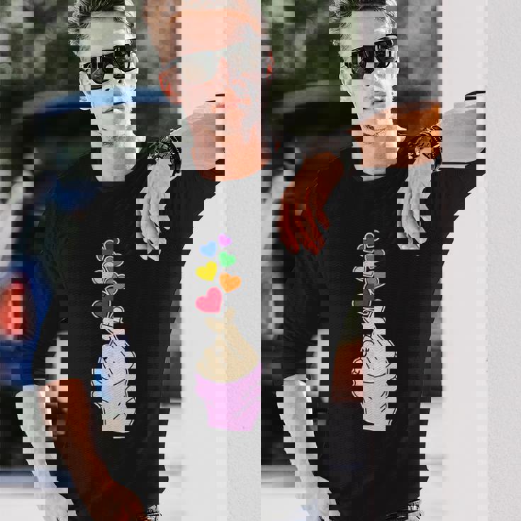 Pride レズビアン ゲイバイセクシャル トランスジェンダー 指 ハート付き 長袖Tシャツ 彼への贈り物