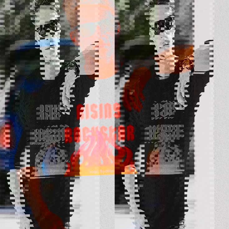 Rising Rockstar Fire Rocker Music Fun ロジックロックスター フェスティバル 長袖Tシャツ 彼への贈り物