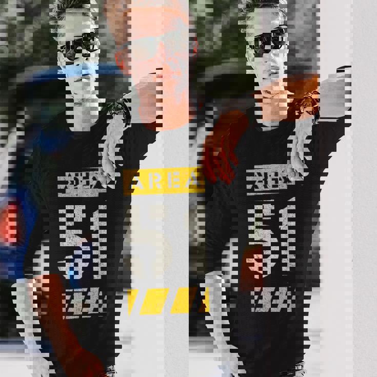 Roswell Ufo エイリアンエリア 51 秋の都市 ニューメキシコ 長袖Tシャツ 彼への贈り物