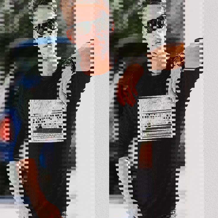 Synthesizer アナログシンセドラムマシン コンピューターヴィンテージオタク 長袖Tシャツ 彼への贈り物