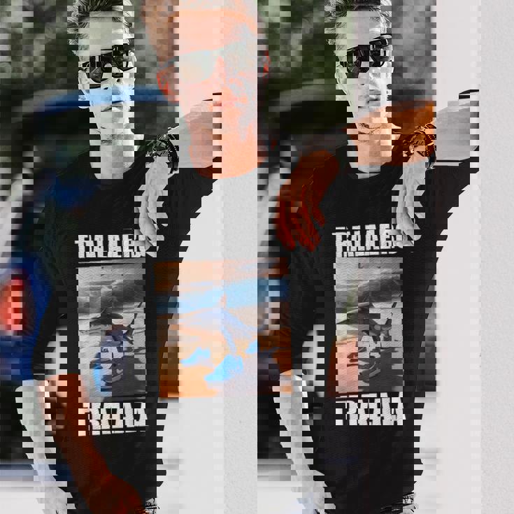 Tralalero Tralala Bootleg Brainrot イタリアン ブレイン ミーム 長袖Tシャツ 彼への贈り物