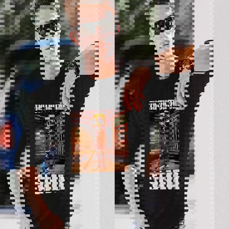 Tung Tung Tungahur-イタリアのブレインロットミーム 長袖Tシャツ 彼への贈り物