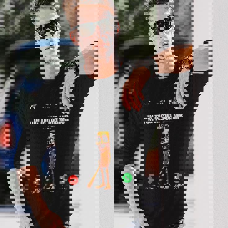 Tung Tung Tungahur-イタリアのブレインロットミーム 長袖Tシャツ 彼への贈り物