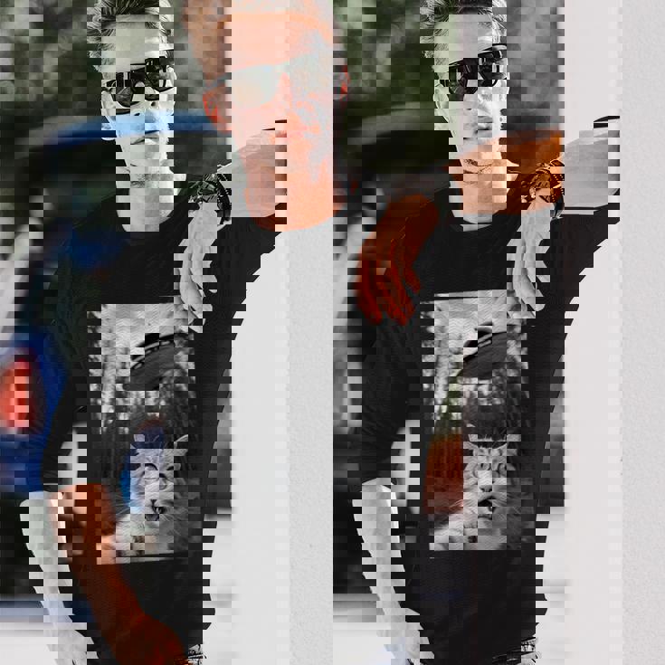 Ufoエイリアンと面白い猫の自撮り。 長袖Tシャツ 彼への贈り物