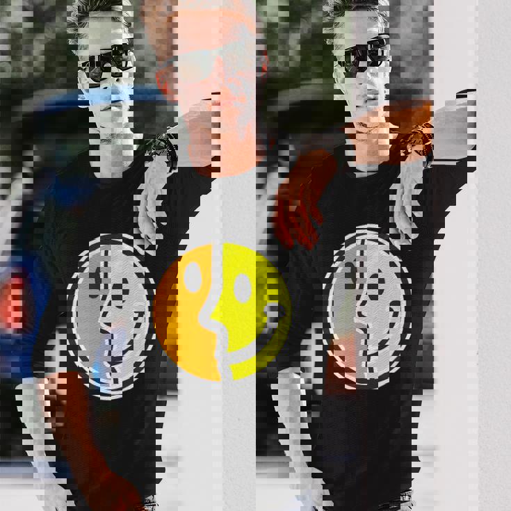 【ピカソ風】スマイル フェイス 笑顔（パロディ）キュビズム【スマイリー】ニコニコ 黄色 ポップ かわいい 長袖Tシャツ 彼への贈り物