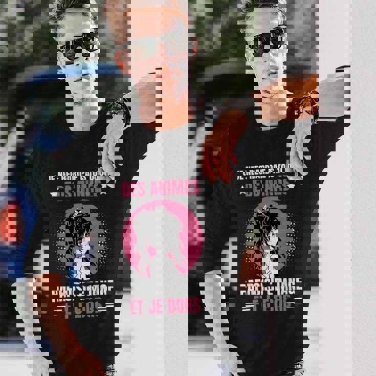 いつもアニメを見ないかわいいアニメ漫画 長袖Tシャツ 彼への贈り物