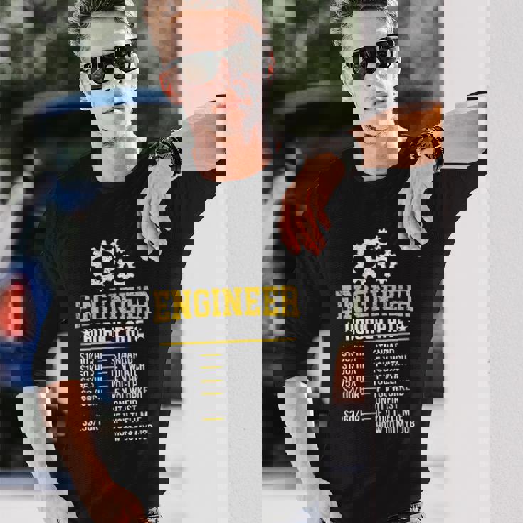 おかしいエンジニア時給工学設計労務レート 長袖Tシャツ 彼への贈り物