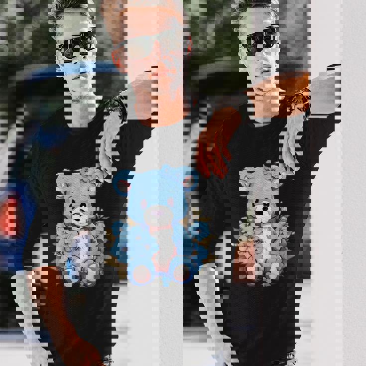 かわいいテディベアと花と一緒に I テディベア 長袖Tシャツ 彼への贈り物