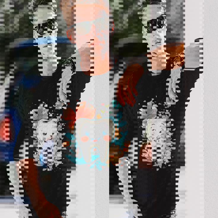 かわいい歯と花iキッズ歯 長袖Tシャツ 彼への贈り物