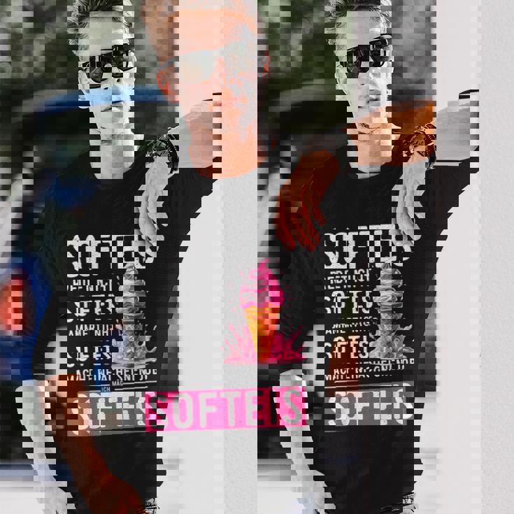 アイスクリームセラーコスチュームソフトアイスクリームはアイスクリームを言わないで話す 長袖Tシャツ 彼への贈り物