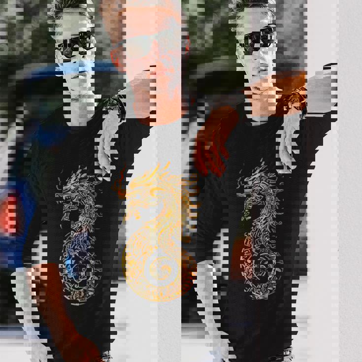 アステカ メキシコ神話 羽をつけた蛇 アートワーク ドラゴン 長袖Tシャツ 彼への贈り物