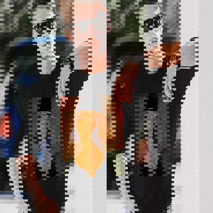 アメデオ モディリアーニのジャンヌ・ヘブターヌ 大きな帽子 長袖Tシャツ 彼への贈り物