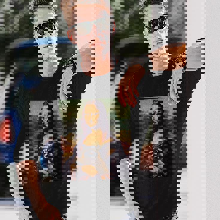 アライグマとモナリザ 長袖Tシャツ 彼への贈り物