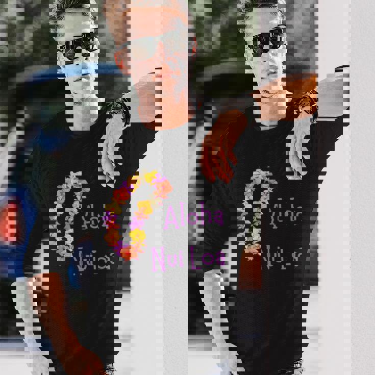 アロハヌイロアハワイアンとても愛し合うフラワーレイ 長袖Tシャツ 彼への贈り物