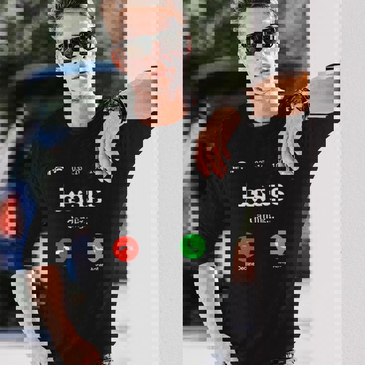 イエスは天国から呼びかけている-クリスチャンリビング 長袖Tシャツ 彼への贈り物