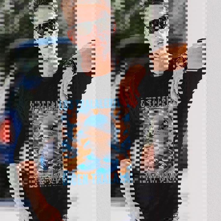 インターネットミーム 陽気なaiモンスター ロス トラレリトス ディセン 長袖Tシャツ 彼への贈り物