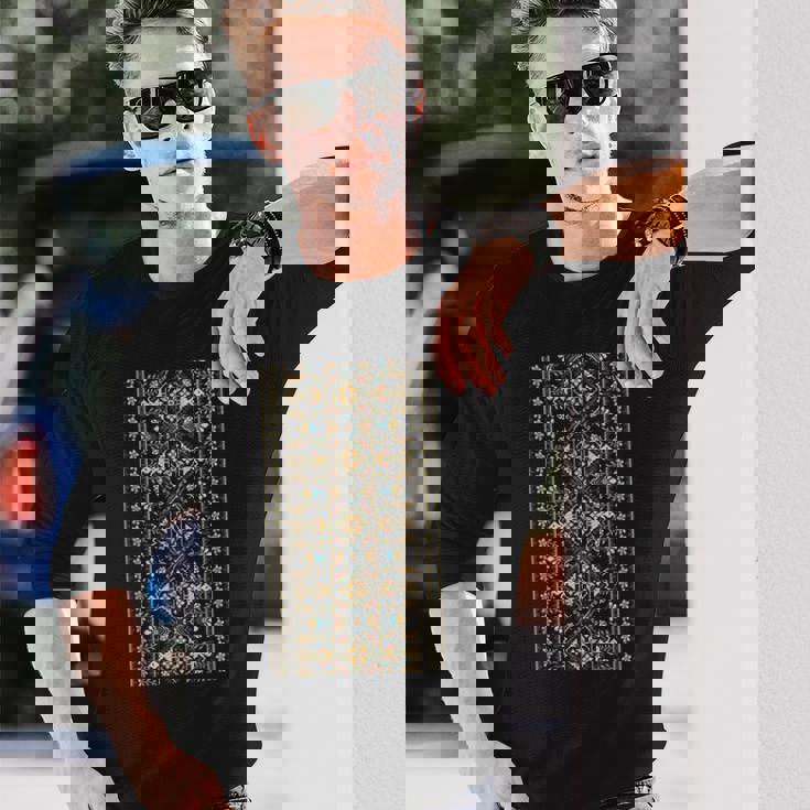 ウクライナ刺繍vyshyvanka エスニック 長袖Tシャツ 彼への贈り物