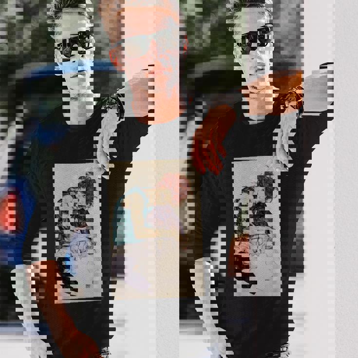 エゴン・シーレ作「膝を曲げた座る女」1917 長袖Tシャツ 彼への贈り物