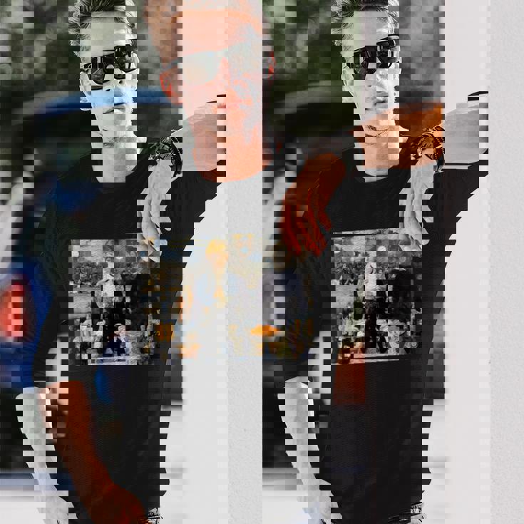 エドゥアール・マネの「フォリー・ベルジェールのバー」 長袖Tシャツ 彼への贈り物